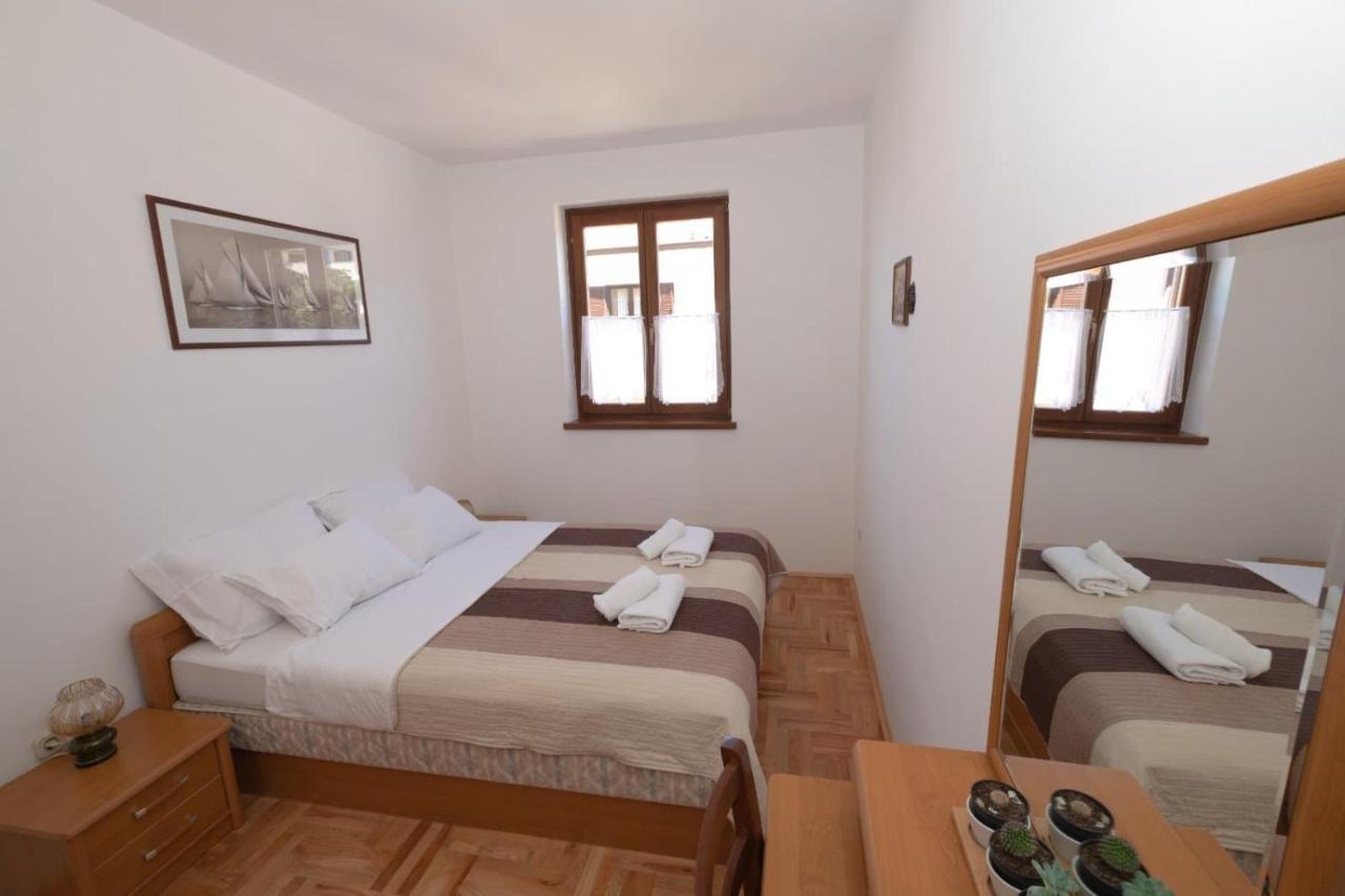 Appartement Anita à Poreč Extérieur photo