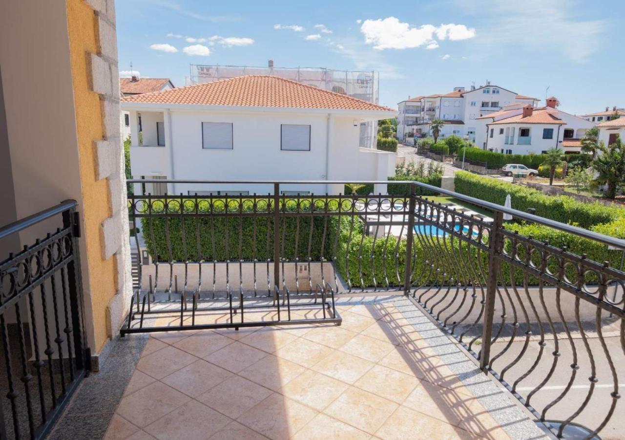 Appartement Anita à Poreč Extérieur photo