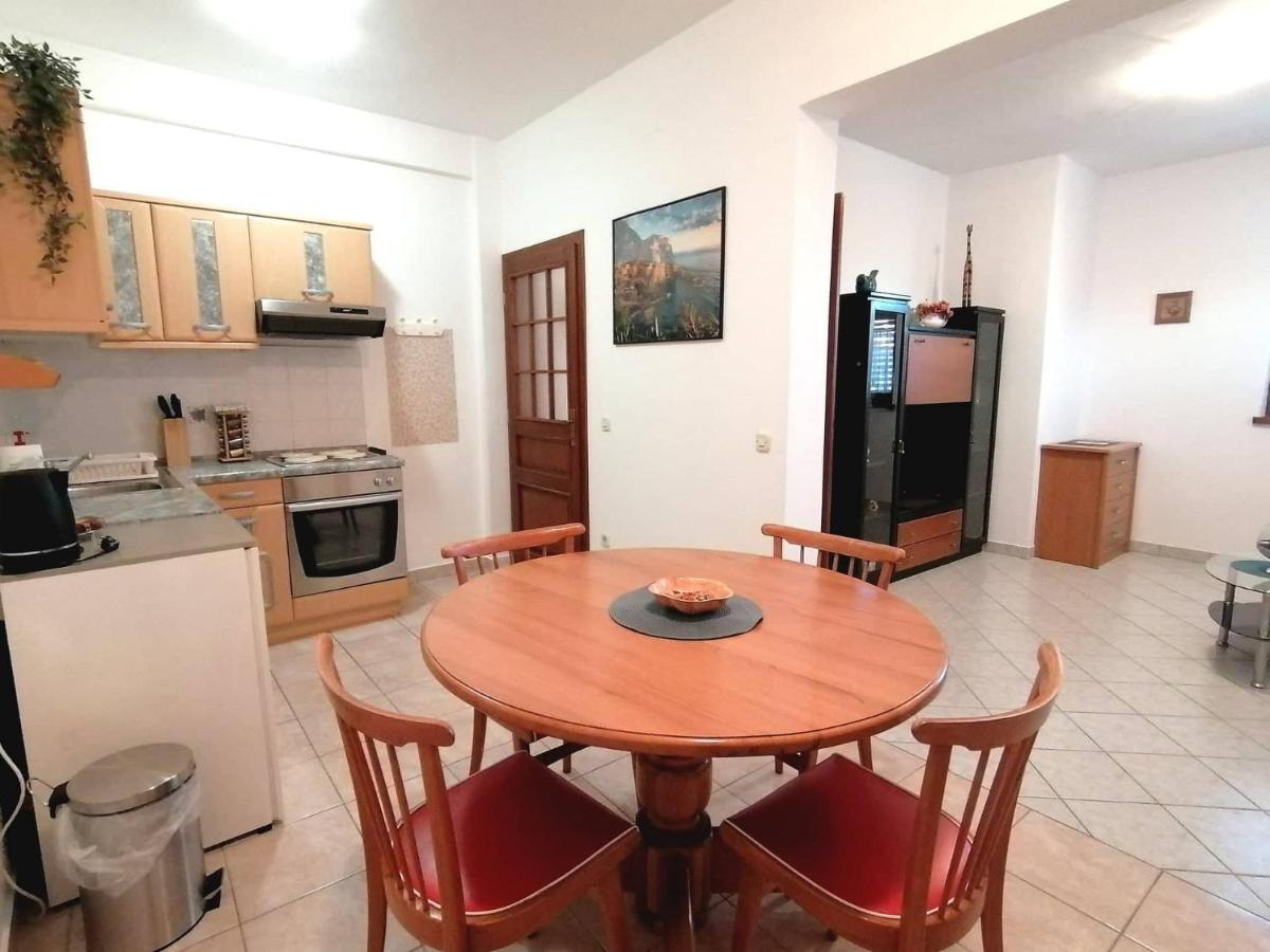 Appartement Anita à Poreč Extérieur photo