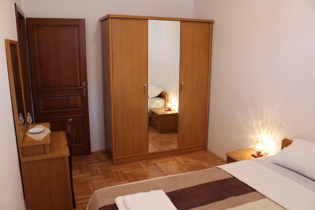 Appartement Anita à Poreč Extérieur photo